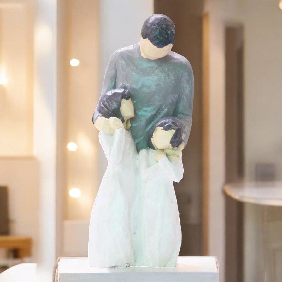 Father With 2 Children Showpiece