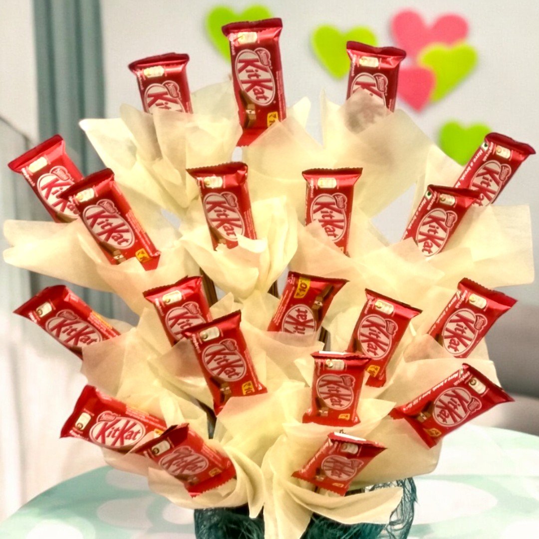 Kitkat chocolate bouquet by BetterGiftFlowers, designed for special occasions with 20 Kitkat bars.