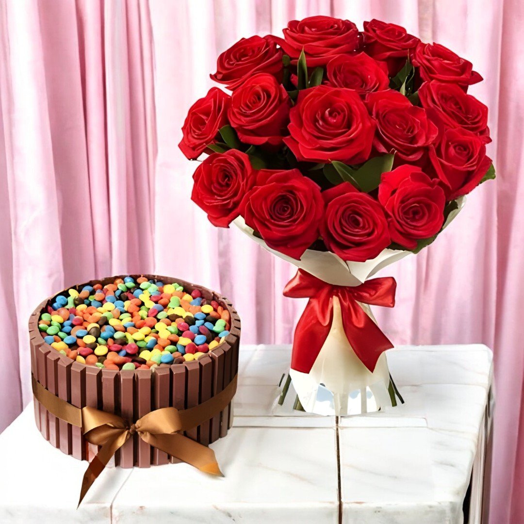 Red Roses & KitKat Cake