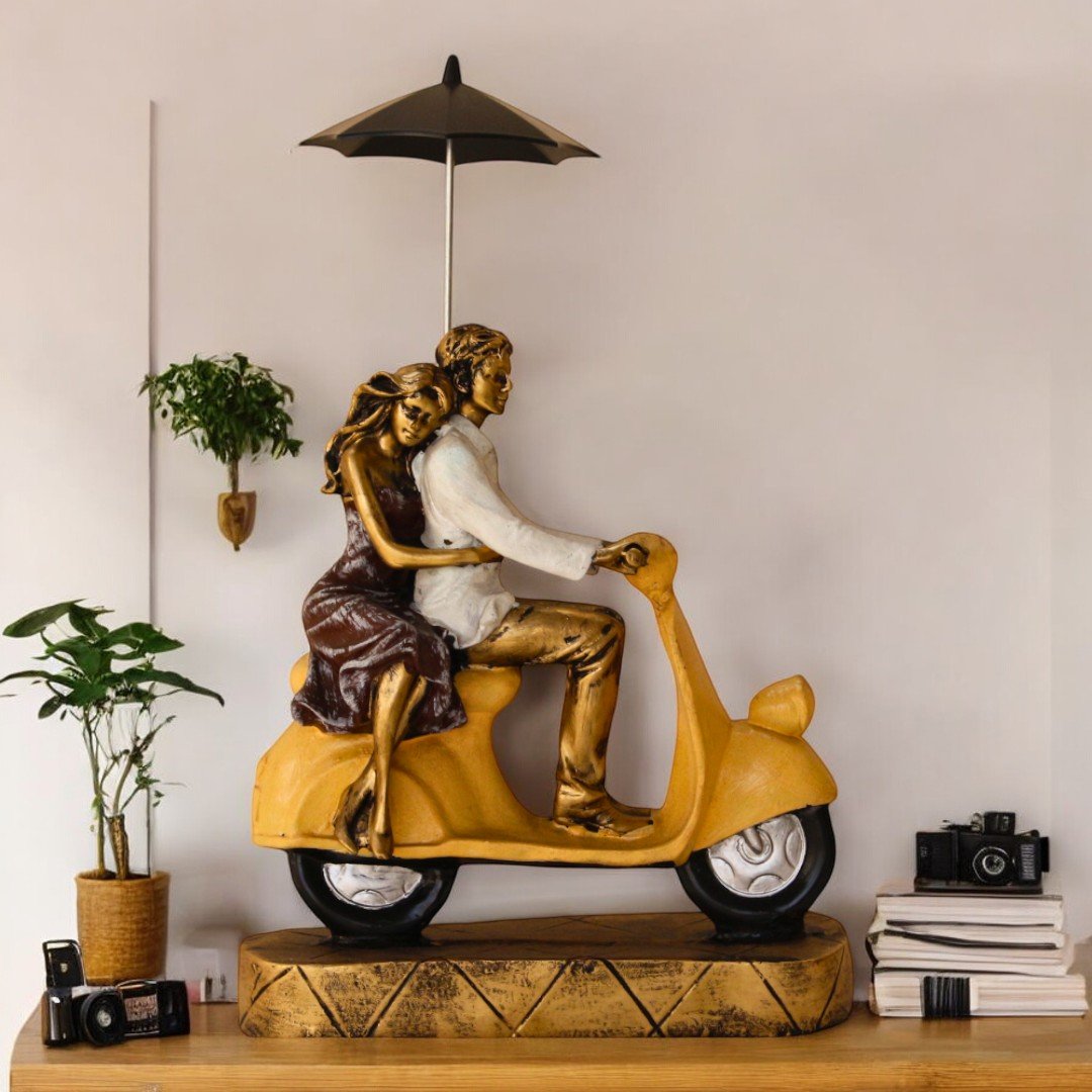 Scooter Couple With Umbrella Showpiece