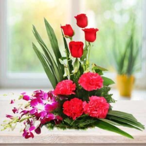 send Carnations and roses online