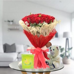 rose bouquet and teddy