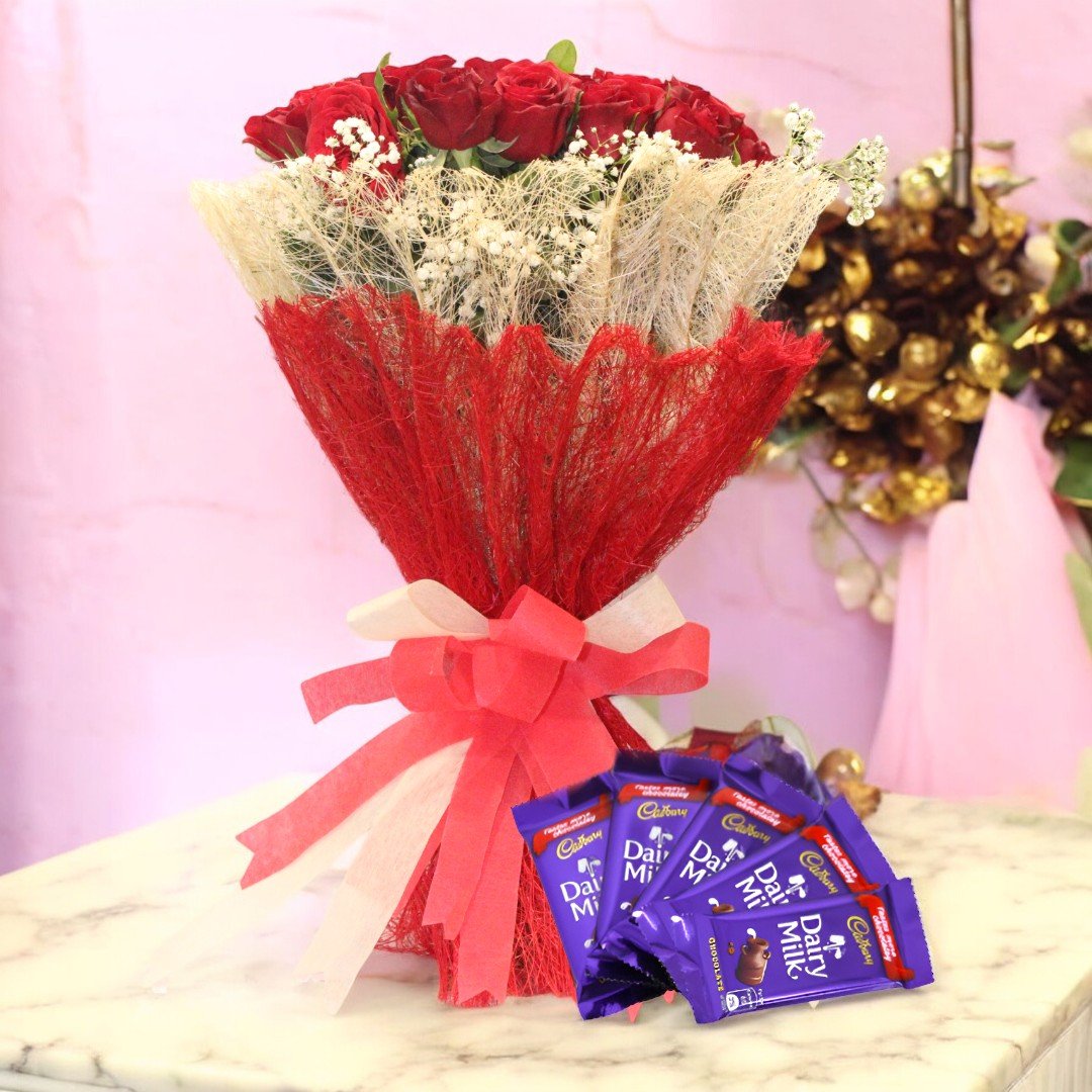 Better Gift Flowers Sweet Token Of Love – Red Roses Bouquet with Dairy Milk Chocolates