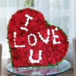 500 red roses heart shape arrangement to say i love you